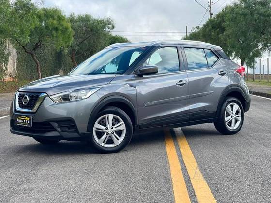 NISSAN KICKS 1.6 16V FLEXSTART S 4P XTRONIC NISSAN KICKS 1.6 16V FLEXSTART S 4P XTRONIC